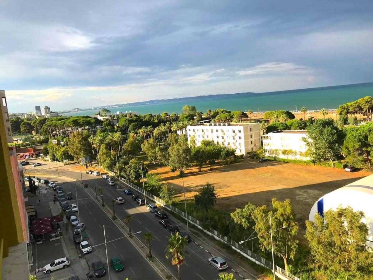 Yellow Building Дуррес Экстерьер фото